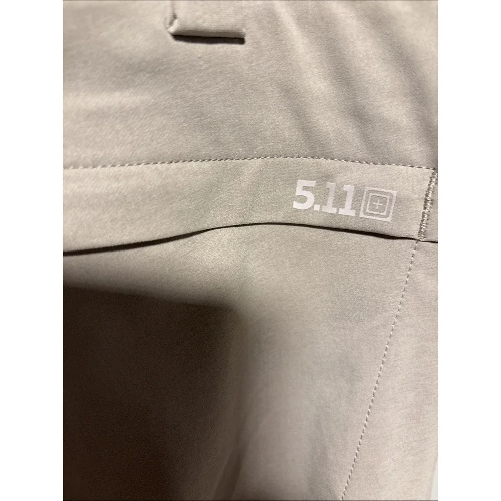 5.11 Tactical Series Cargo Pants Khaki Men's Size 4 enduro  flex